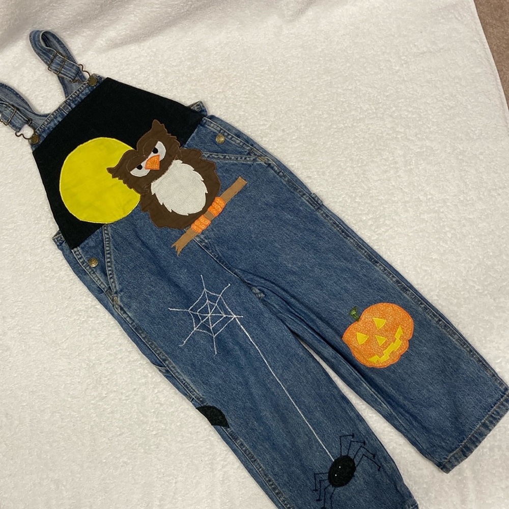 Faded glory denim blue jean Halloween appliqué overalls size 5/6